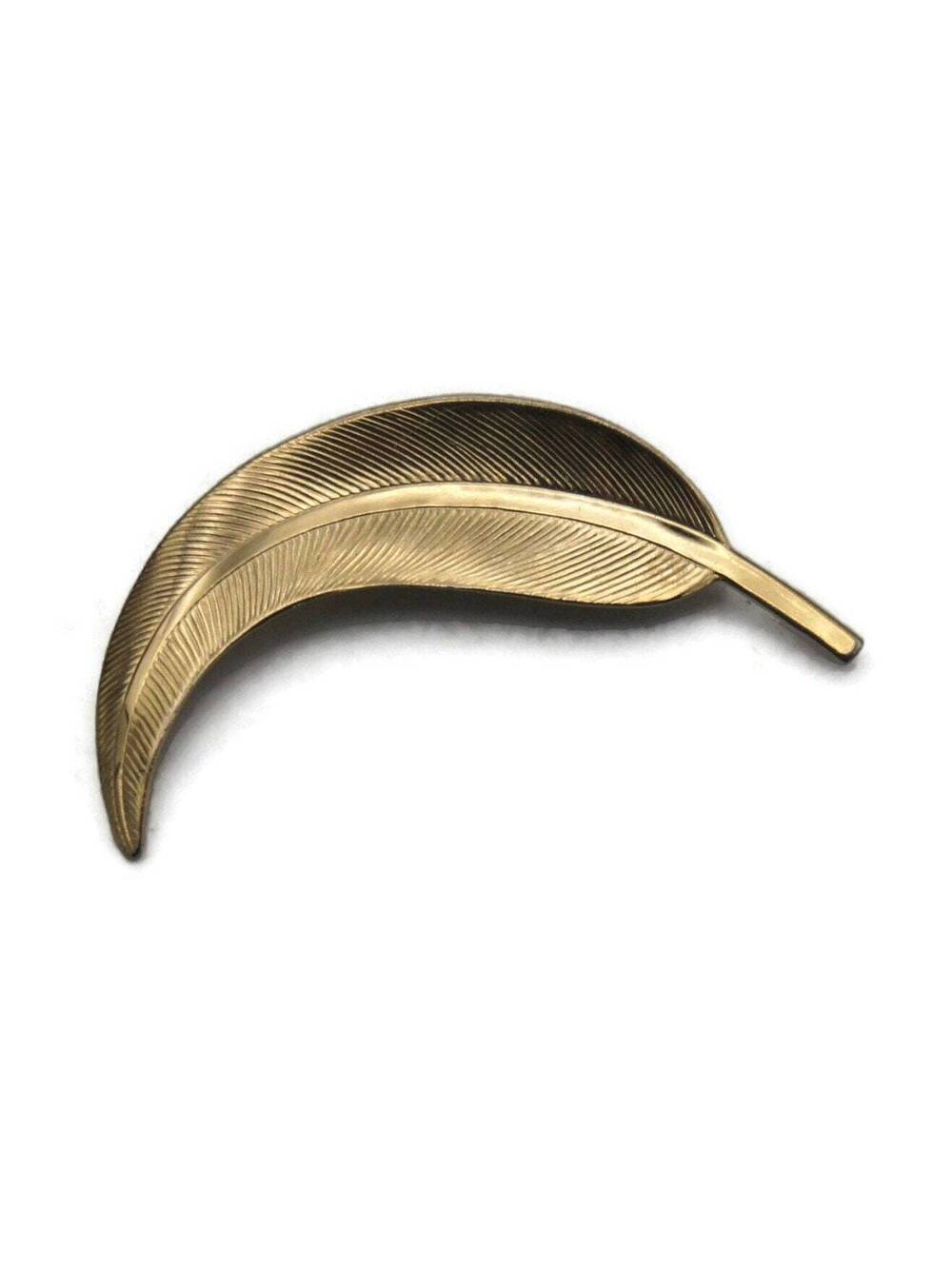 Simple Vintage Gold Tone Feather Brooch.  Feather Leaf Natural Design.
